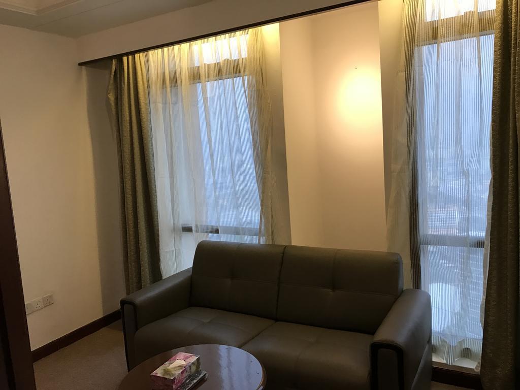 Queens Service Suites At Times Square Kl Kuala Lumpur Esterno foto